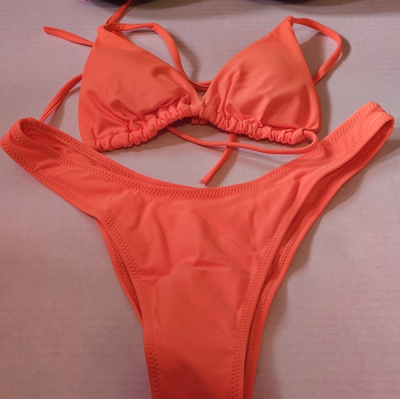 Matte 3pc.Bikini Set - Picture 4 of 7